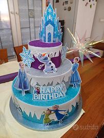 torta finta di frozen per compleanno 