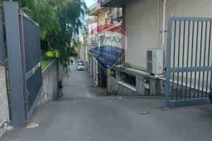 Garage/Box - Tremestieri Etneo