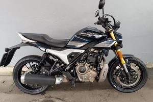 Hero Hunk 440, patente A2