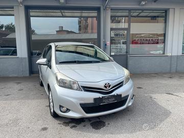 Toyota Yaris 1.0 5 porte Active