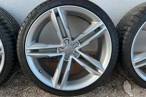 CERCHI LEGA AUDI 19 CON GOMME