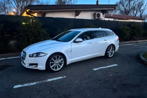 Jaguar xf