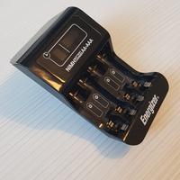 Caricabatterie AA Energizer 