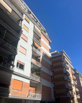 2 LOCALI A ROMA