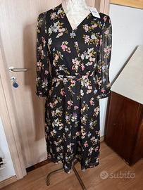 Vestito floreale nuovo