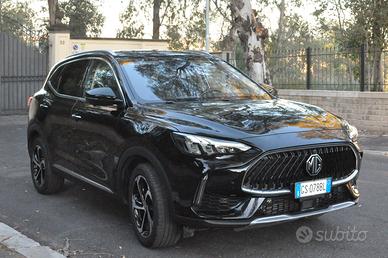 MG HS Luxury FULL OPTIONAL
