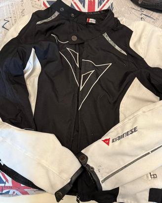 giacca Dainese bianca con imbottitura invernale 