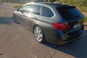 BMW 320D LUXURY 252CV