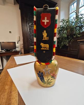 Campana per bestiame in bronzo fuso