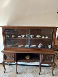 Vetrina antiquariato