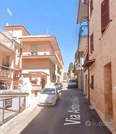 Capena luminoso trilocale ammobiliato