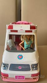 gioco barbie ambulanza + bambola