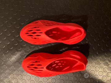 Adidas Yeezy Foam RNR