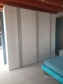 Armadio laccato battente di esposizione