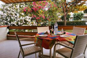 Ampio app luminoso grande terrazza 100mt mare