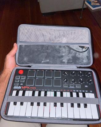 Akai Professional MPK mini