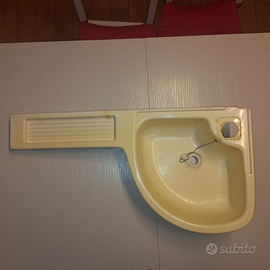 Lavello camper Rimor Superbrig