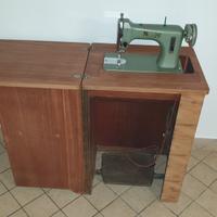 Macchina per cucire NECCHI antica vintage 