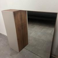 Specchiera con pensile contenitore