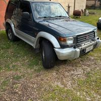 Pajero mitsubishi 2500