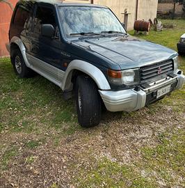 Pajero mitsubishi 2500