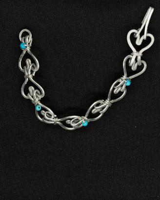 Bracciale in alluminio argentato e pietre