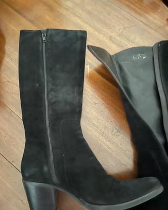 Stivali Marella in camoscio nero