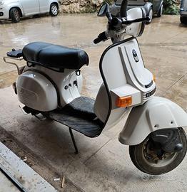 Vespa Bajaj 125 SL