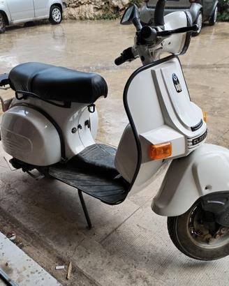 Vespa Bajaj 125 SL