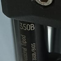 Cavalletto e testa video professionale Manfrotto