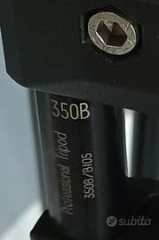 Cavalletto e testa video professionale Manfrotto