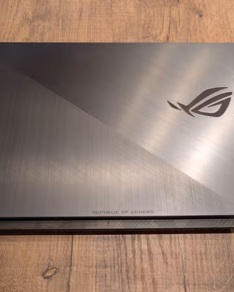 Asus ROG Gaming - i7, RTX 2070, 16gb ram, 512 SSD