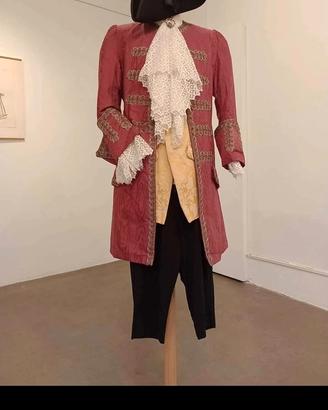  costume artigianale per rievocazioni storiche