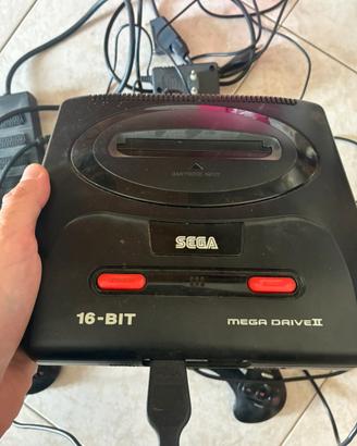 Sega Mega Drive II + 2 Controller + Caveria