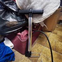 Pompa per bicicletta