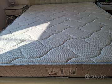 Materasso Per Dormire 190×160 come nuovo