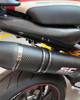 Fianchetti in carbonio ducati Hypermotard 1100 796