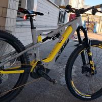 KTM Macina Kapoho 2023