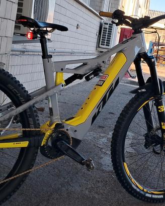 KTM Macina Kapoho 2023