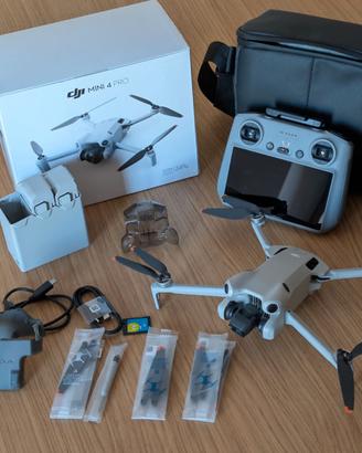 DJI Mini 4 Pro Fly More Combo - Solo 3 ore volo