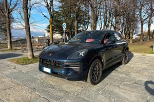 Porsche Macan 2.0 T 245 CV Sport Design PDK