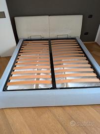 Rete matrimoniale con doghe in legno