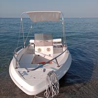 Barca 4,70 m motore Yamaha 40 cv