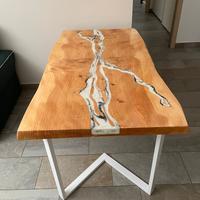 Arredamento artigianale con legno pregiati