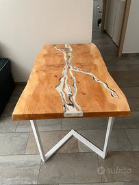 Arredamento artigianale con legno pregiati