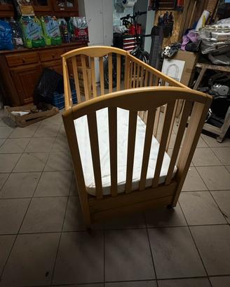 Lettino per bambini incluso di materasso