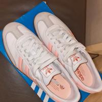 scarpa Adidas nr 40