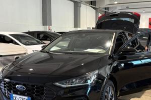 Ford focus st line x
