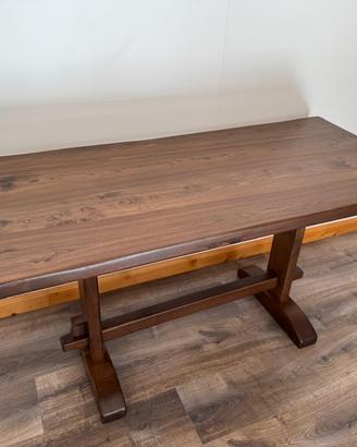 TAVOLO IN LEGNO DI NOCE SCURO