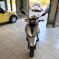 Piaggio Beverly 300 Sport hpe